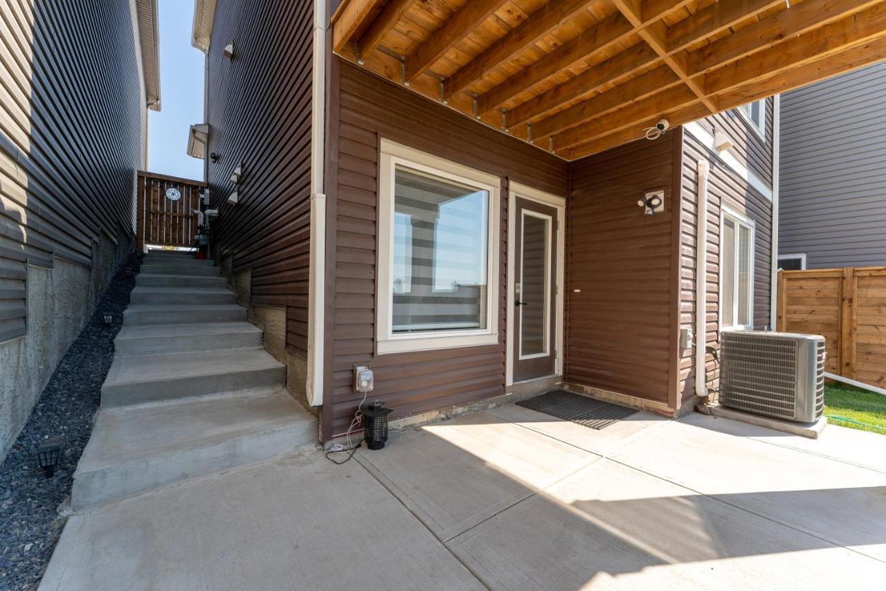 You Will Love This 2Br Guest Suite In Se Calgary Zewnętrze zdjęcie