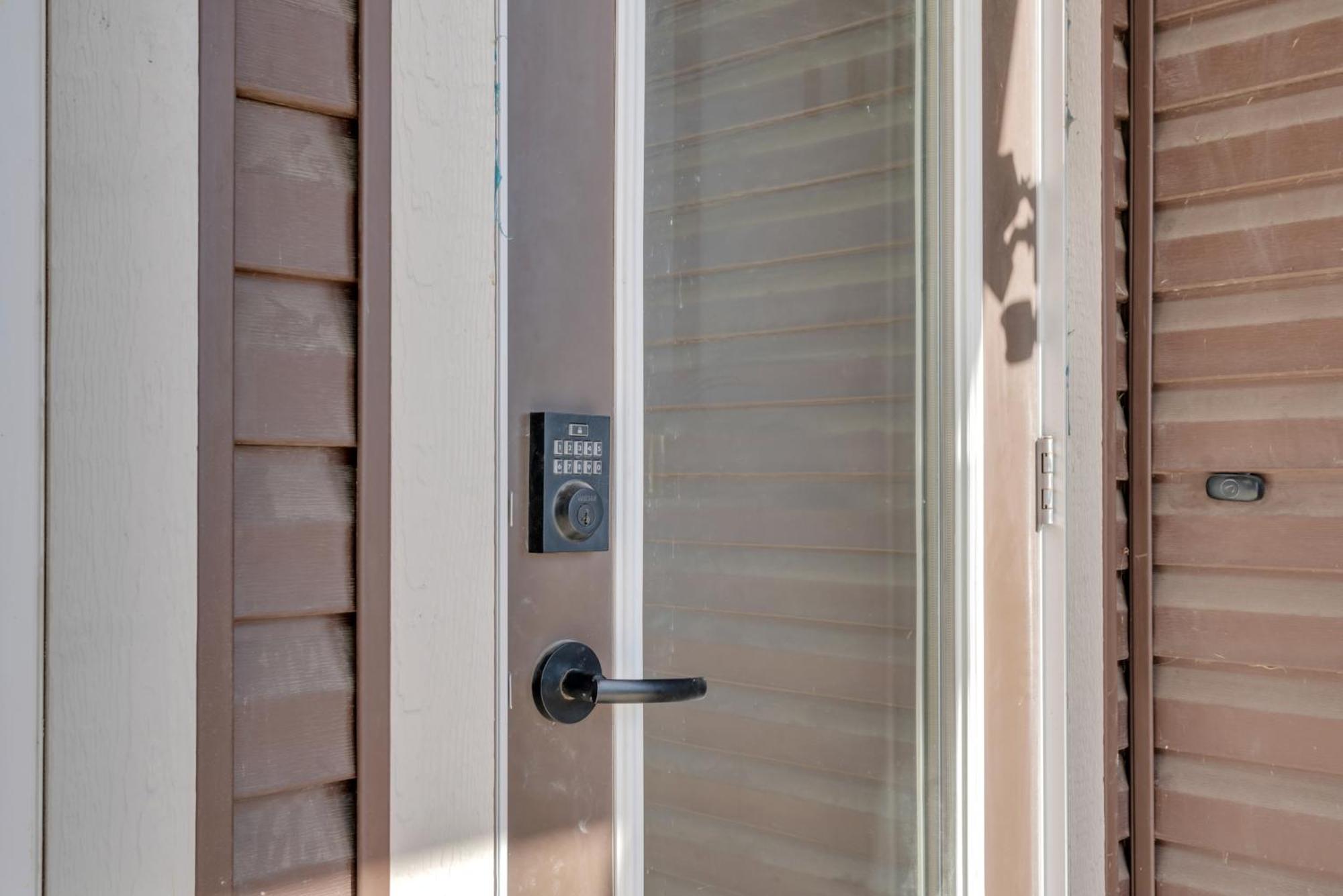 You Will Love This 2Br Guest Suite In Se Calgary Zewnętrze zdjęcie
