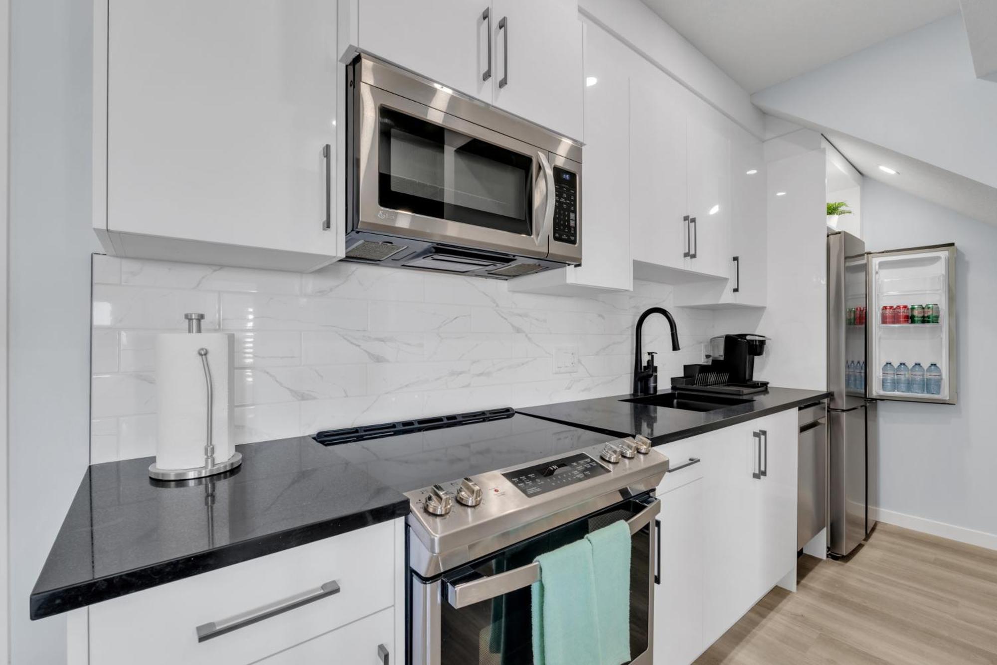 You Will Love This 2Br Guest Suite In Se Calgary Zewnętrze zdjęcie